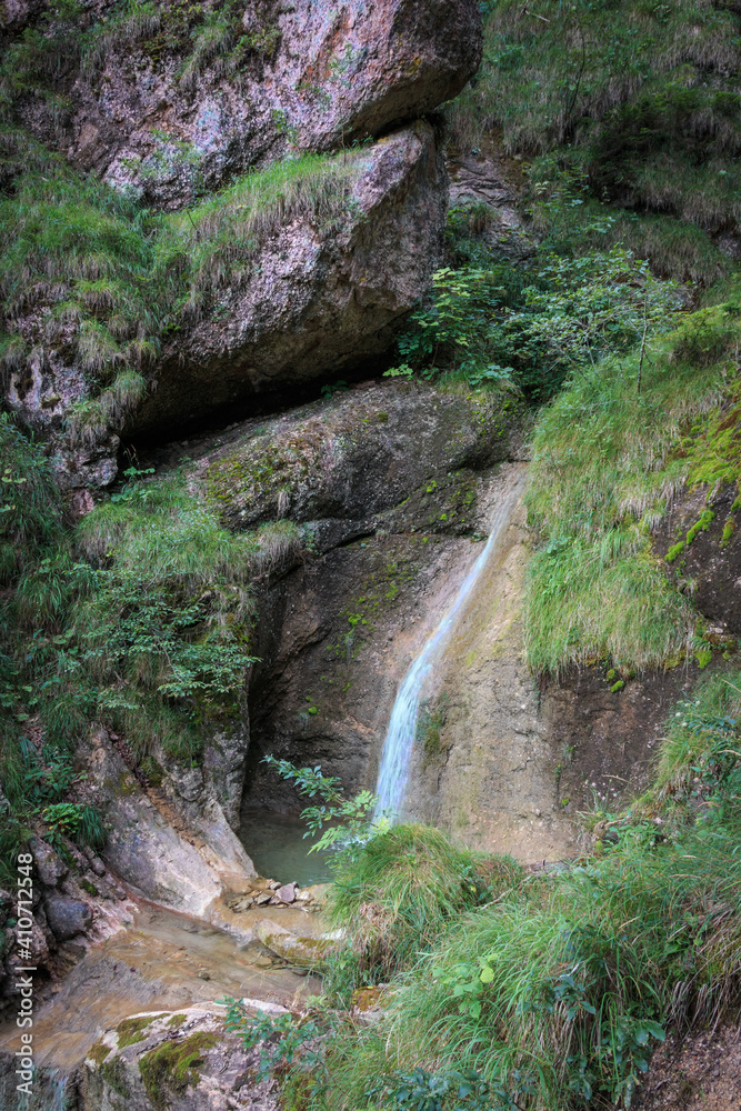 Wasserfall beim Aufstieg zur Alpspitz in Nesselwang in den Allgäuer Alpen