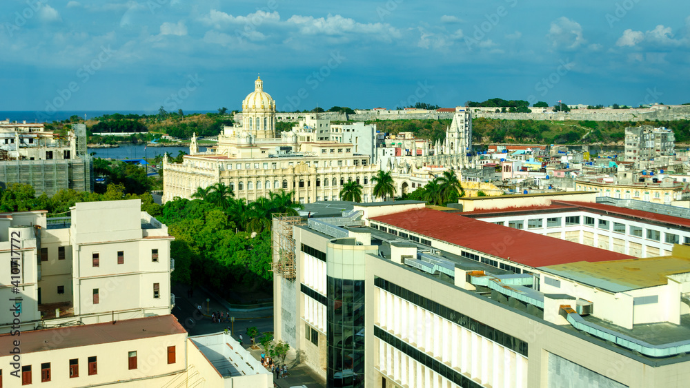 Havana urban skyline with the Museo de la Revolución, Cuba
