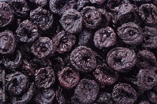 Fotografi Whole dried plums, pitted