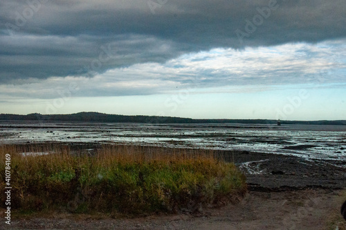Fototapeta Naklejka Na Ścianę i Meble -  clouds over the mudflats
