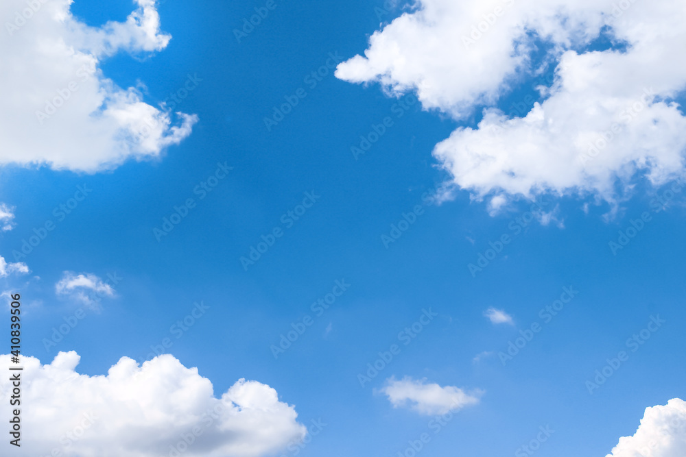 Obraz premium Clouds sky frame bright blue nature background and copy space