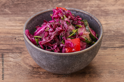 Pickled red cabbage with herbs