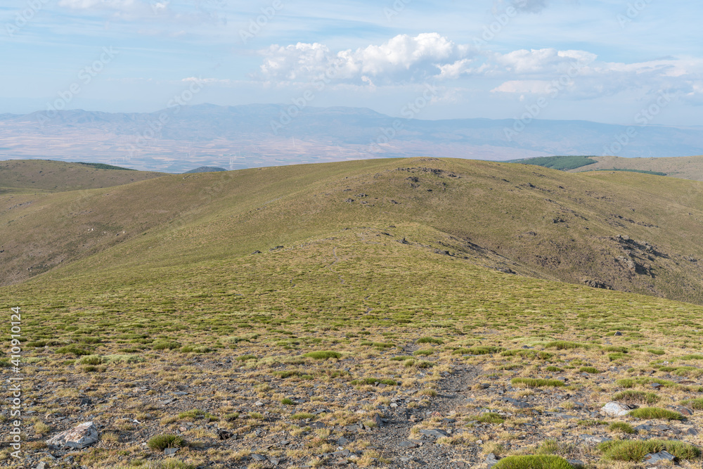 mountainous landscape in Sierra Nevada