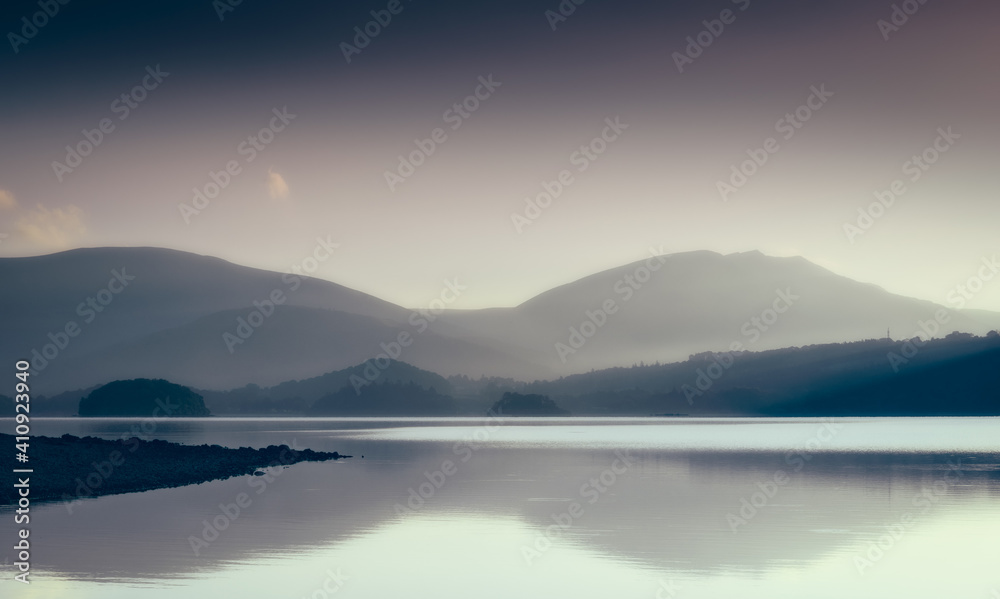 Fototapeta premium lake in the mountains