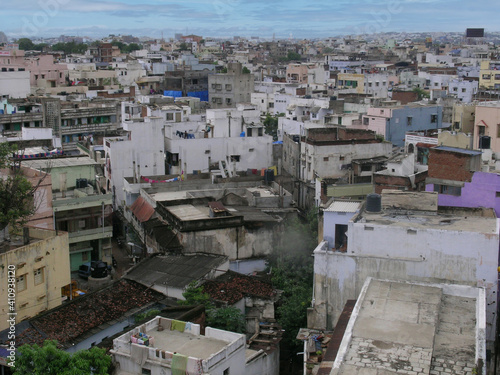   Slum areas in Hyderabad old city area, Telangana, India © fotocafe42