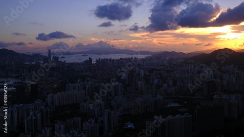 Epic Hong Kong Day to Night Sunset Timelapse (from Suicide Cliff)