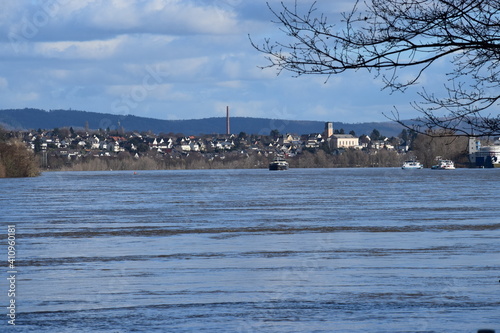 Rheinhochwasser 2021 bei Andernach photo