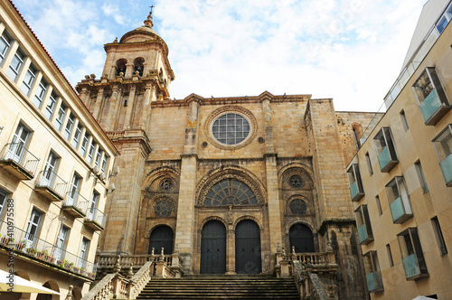 Catedral de San Martín en Ourense Orense, Galicia, España © joserpizarro