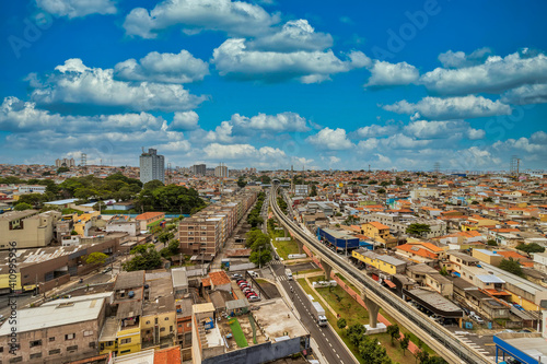 Fototapeta Naklejka Na Ścianę i Meble -  Foto aérea da zona leste de São Paulo