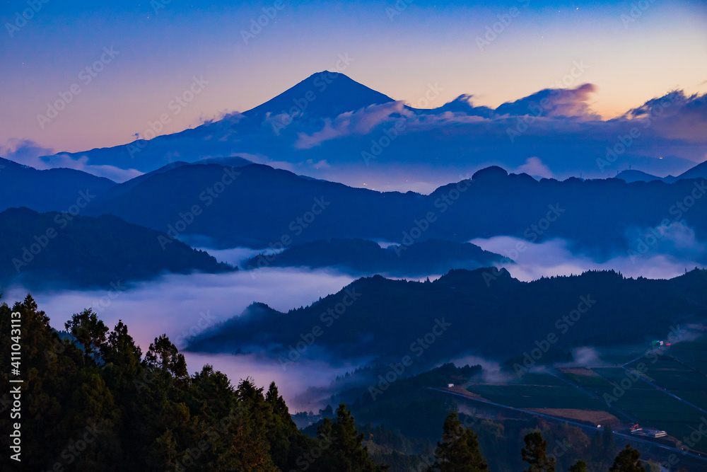 sunrise in the mountains - mount fuji 
