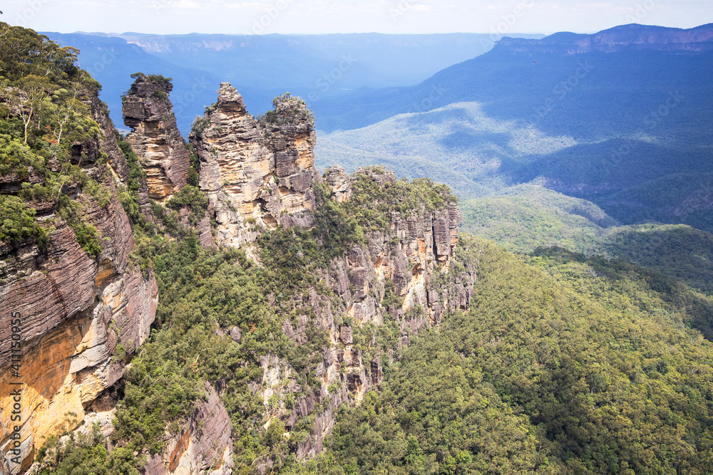 Three Sisters rock formations, Katoomba NSW Australia