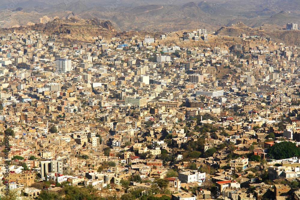 Taiz a city in southwestern Yemen, located in the Yemeni Highlands, near the port city of Mocha on the Red Sea Taiz a city in southwestern Yemen, located in the Yemeni Highlands, near the port city of Mocha on the Red Sea