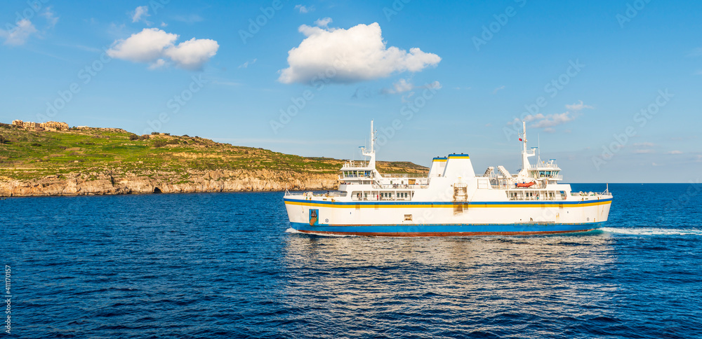 Ferry connecting the island of Malta and the island of Goro, passing in front of the island of Comino, in the Maltese archipelago