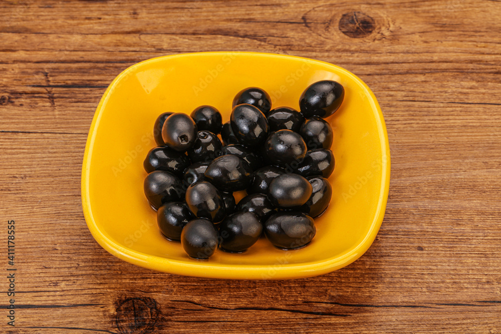 Black olives in the bowl Black olives in the bowl