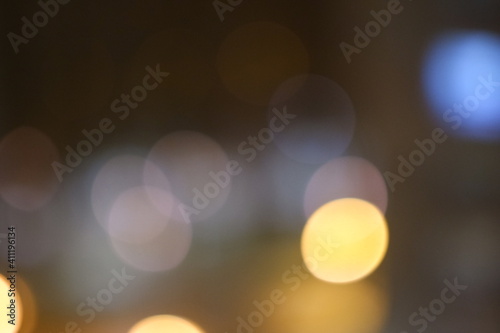 Luces desenfocadas en la noche © JuanJos