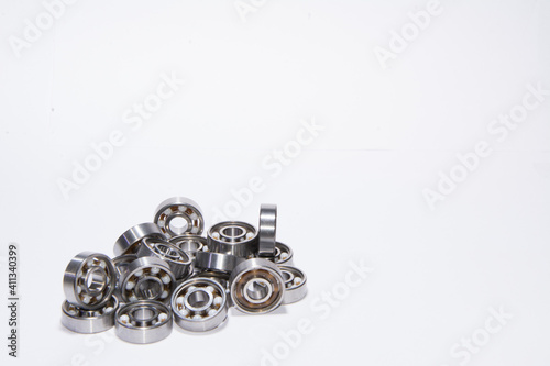 Many deep groove ball bearings - machine elements