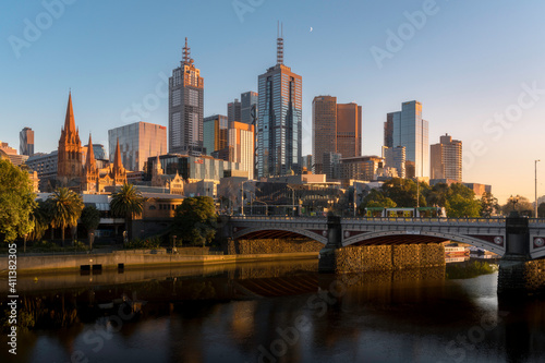 Melbourne skyline at sunrise © Massimiliano