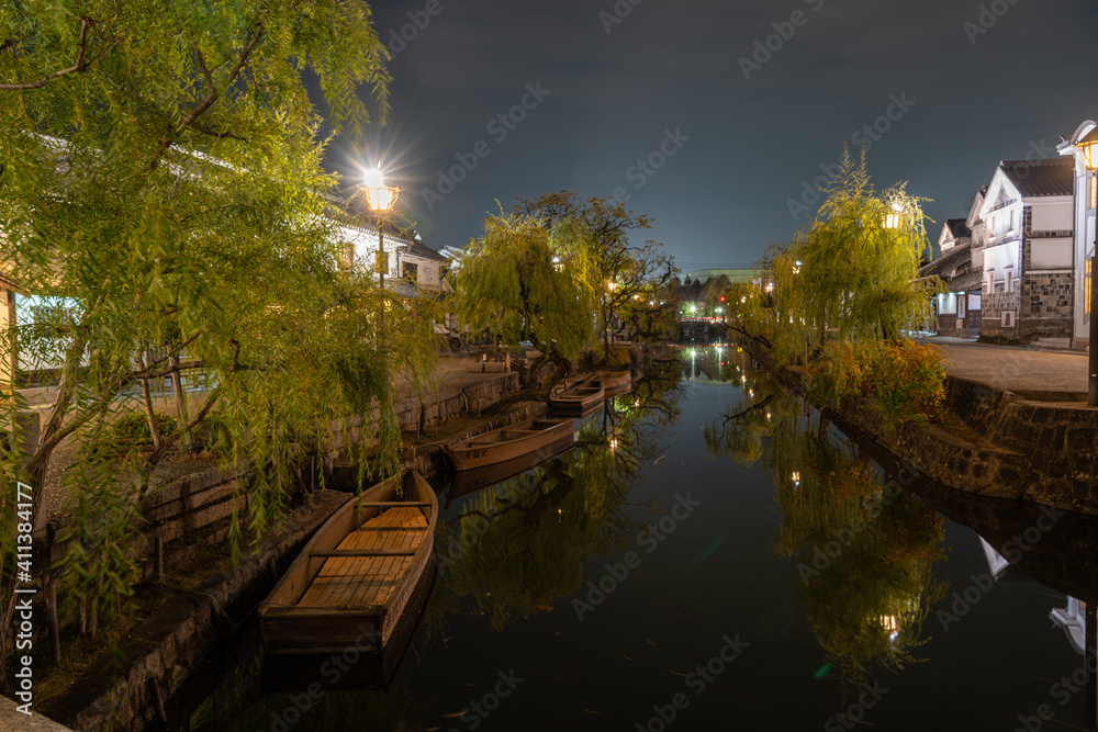 the night view of Kurashiki Bikan Historical Area 倉敷美観地区の夜景 the night view of Kurashiki Bikan Historical Area 倉敷美観地区の夜景