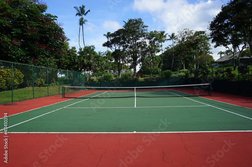 Tennis Court in Hawaii - テニスコート ハワイ  © Eric Akashi