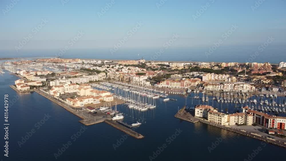 Port Leucate, vue aérienne (Aude, 11) France