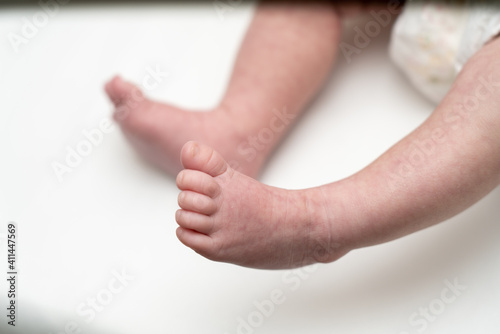 A baby's foot_02 © Masahiro Iwamatsu