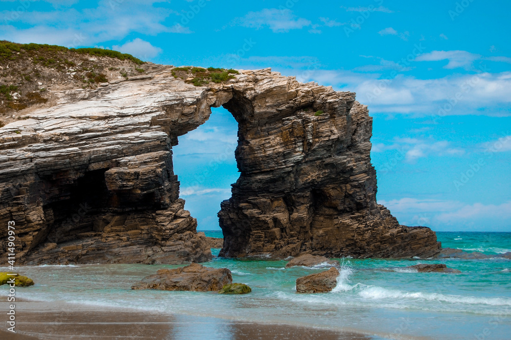 arch rocks on the beach