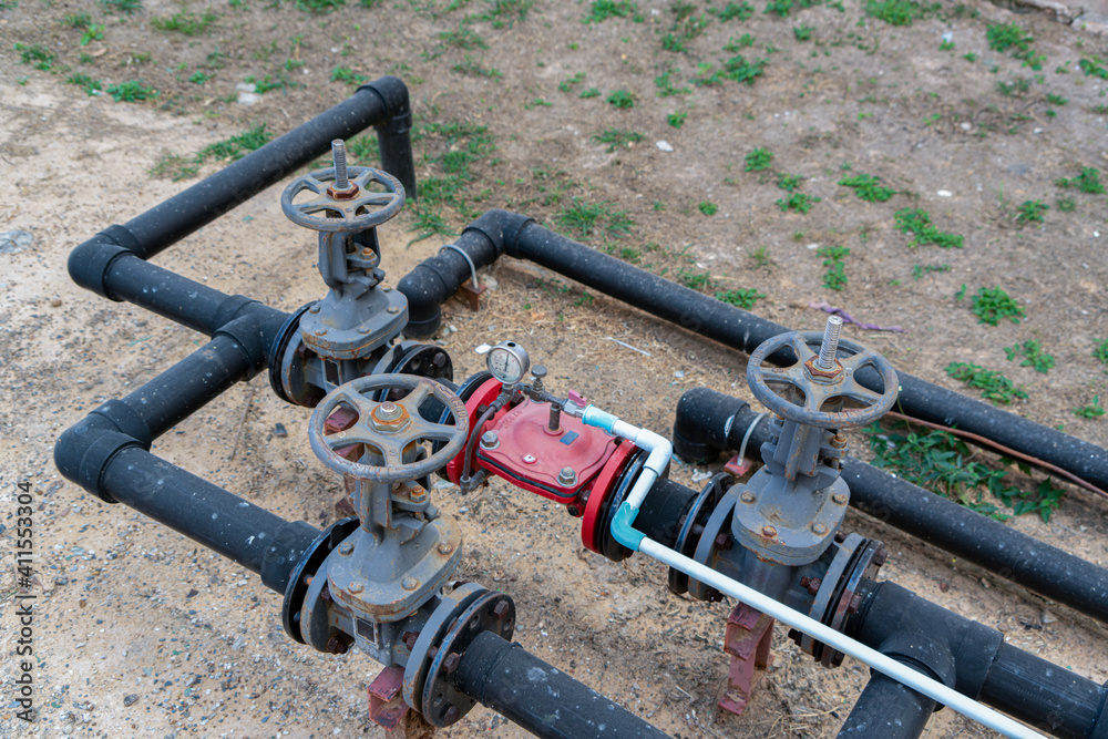 Valve shut-off water system Vacuum Center and Industrial water meter with valve. Valve shut-off water system Vacuum Center and Industrial water meter with valve.