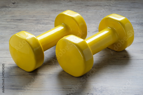YELLOW DUMBBELLS