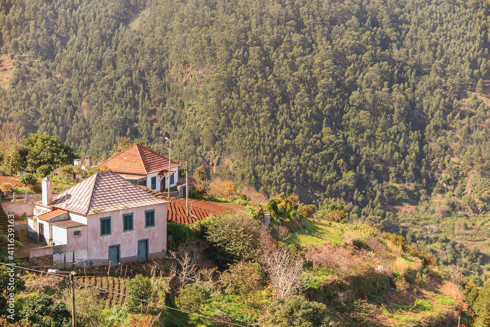 Casas na Ribeira da Janela