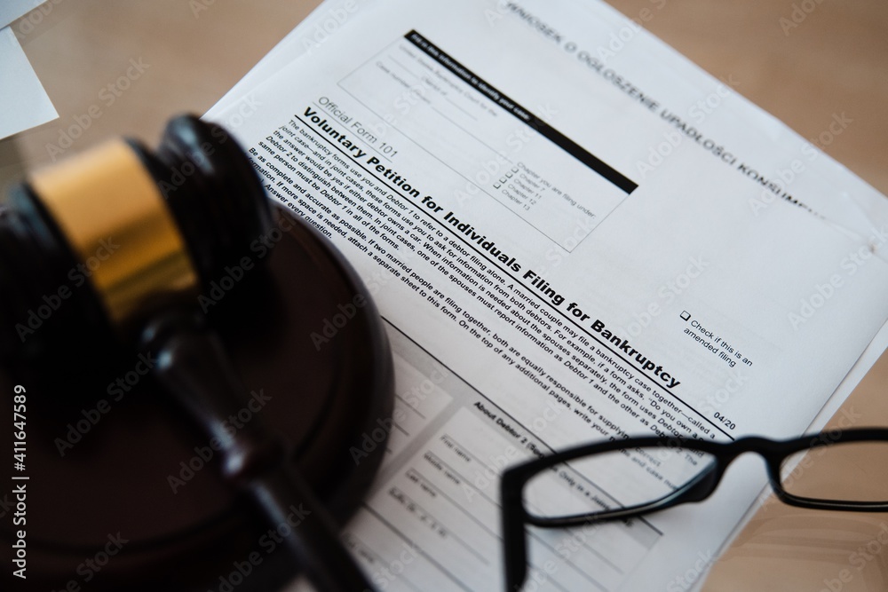 Voluntary petition for individuals filing for bankruptcy. Bankruptcy filing.