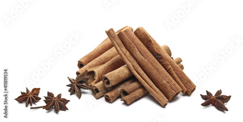 Wallpaper Mural Cinnamon sticks and star anise pile isolated on white background Torontodigital.ca