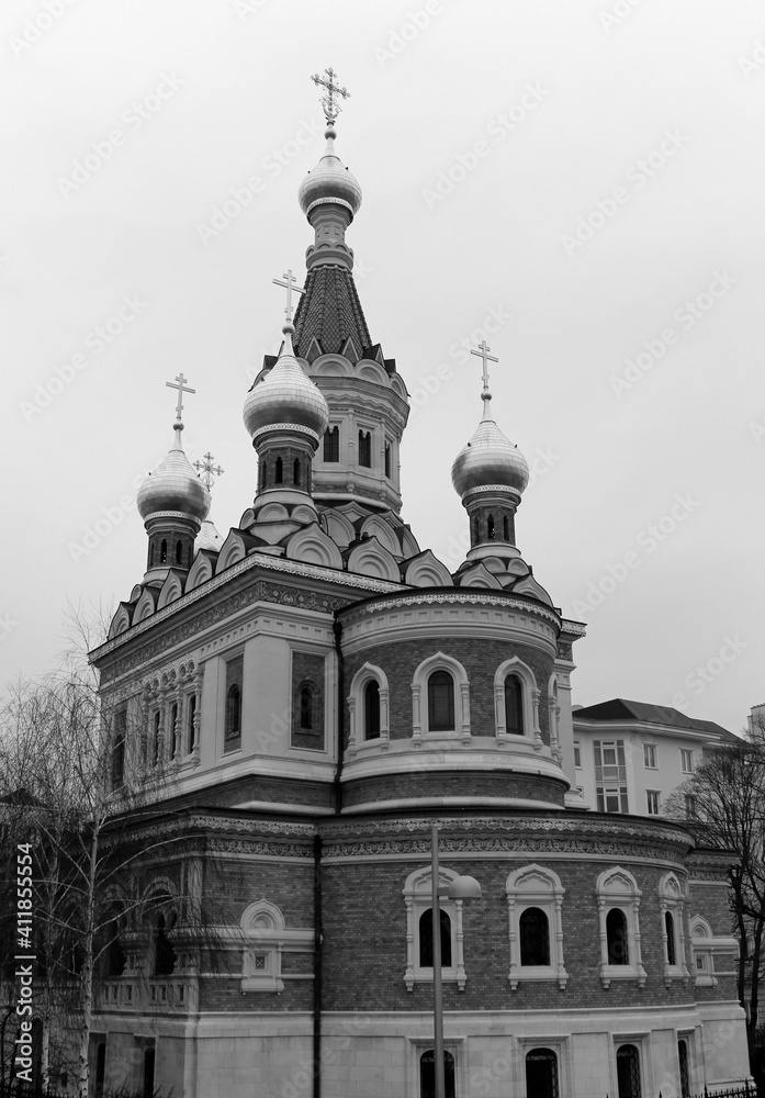 Orthodox Christian Church of St. Nicholas in Vienna. A building with domes and crosses on them.