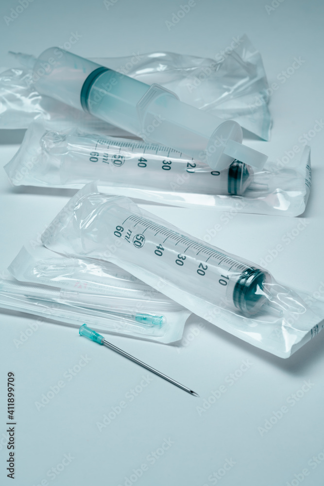 Syringes in the hospital are packed absolutely sterile Syringes in the hospital are packed absolutely sterile