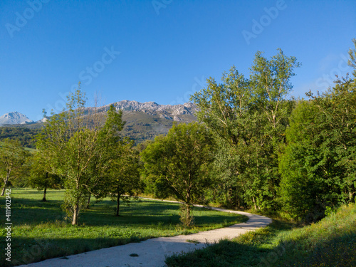 Never  n ant Albo Peak in the Urrieles Massif or the Central Massif is a mountainous massif in the north of Spain  one of the three massifs that make up the Picos de Europa.