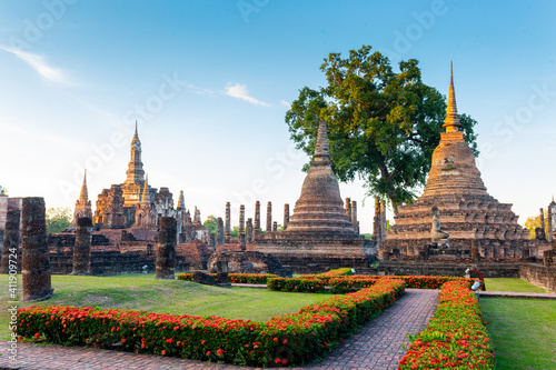 Fototapeta Wat Mahathat Temple in the precinct of Sukhothai Historical Park, a UNESCO World