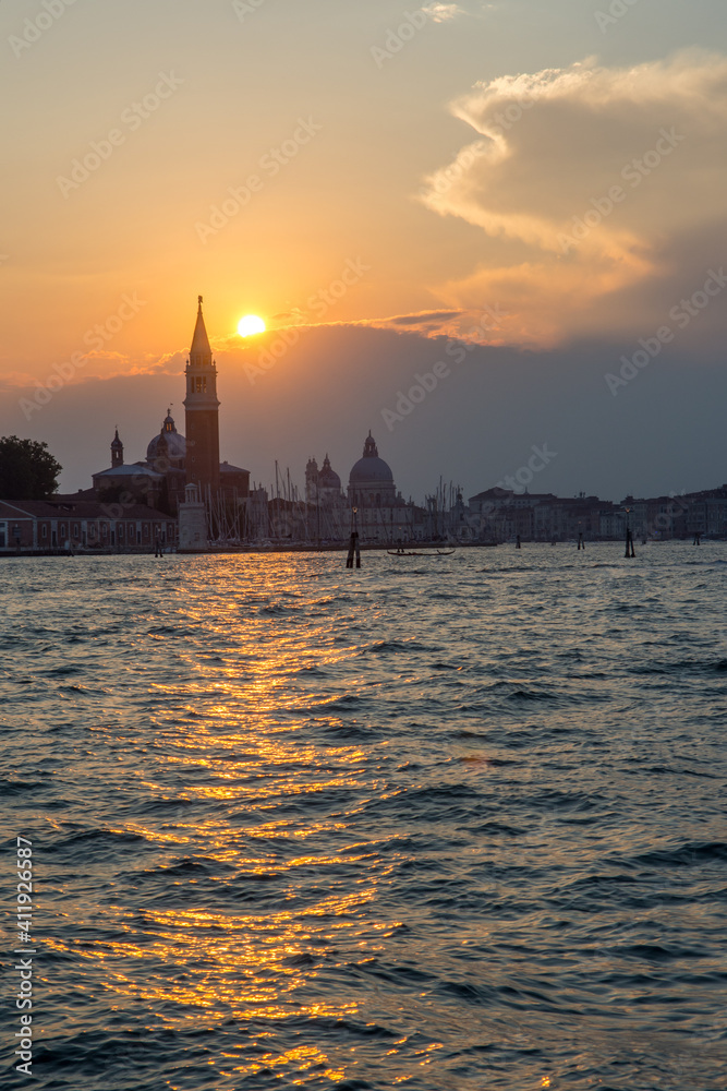 discovery of the city of Venice and its small canals and romantic alleys