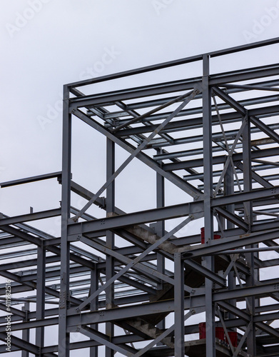 Steel frame building construction