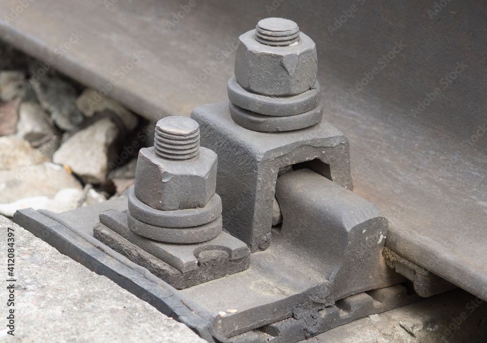 Railway rail fastening assembly Railway rail fastening assembly