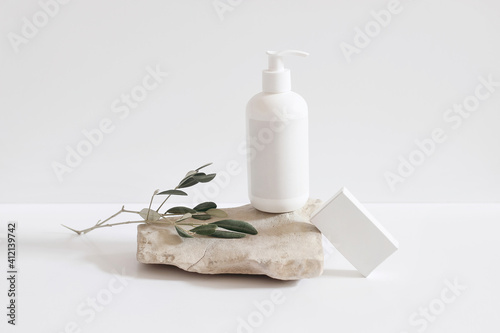 Foto Set of cosmetic products on light background