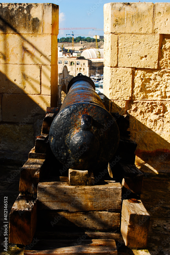 Cannon Saluting in the Malta at War Museum in the district Vittoriosa