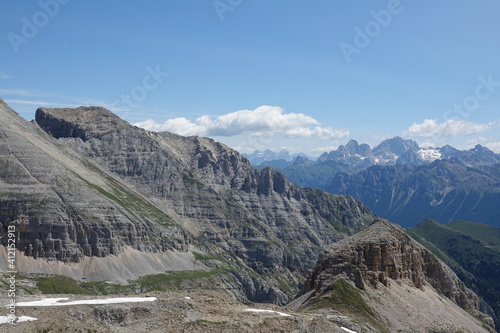 Blick vom Latemar auf Tofane und Marmolada photo