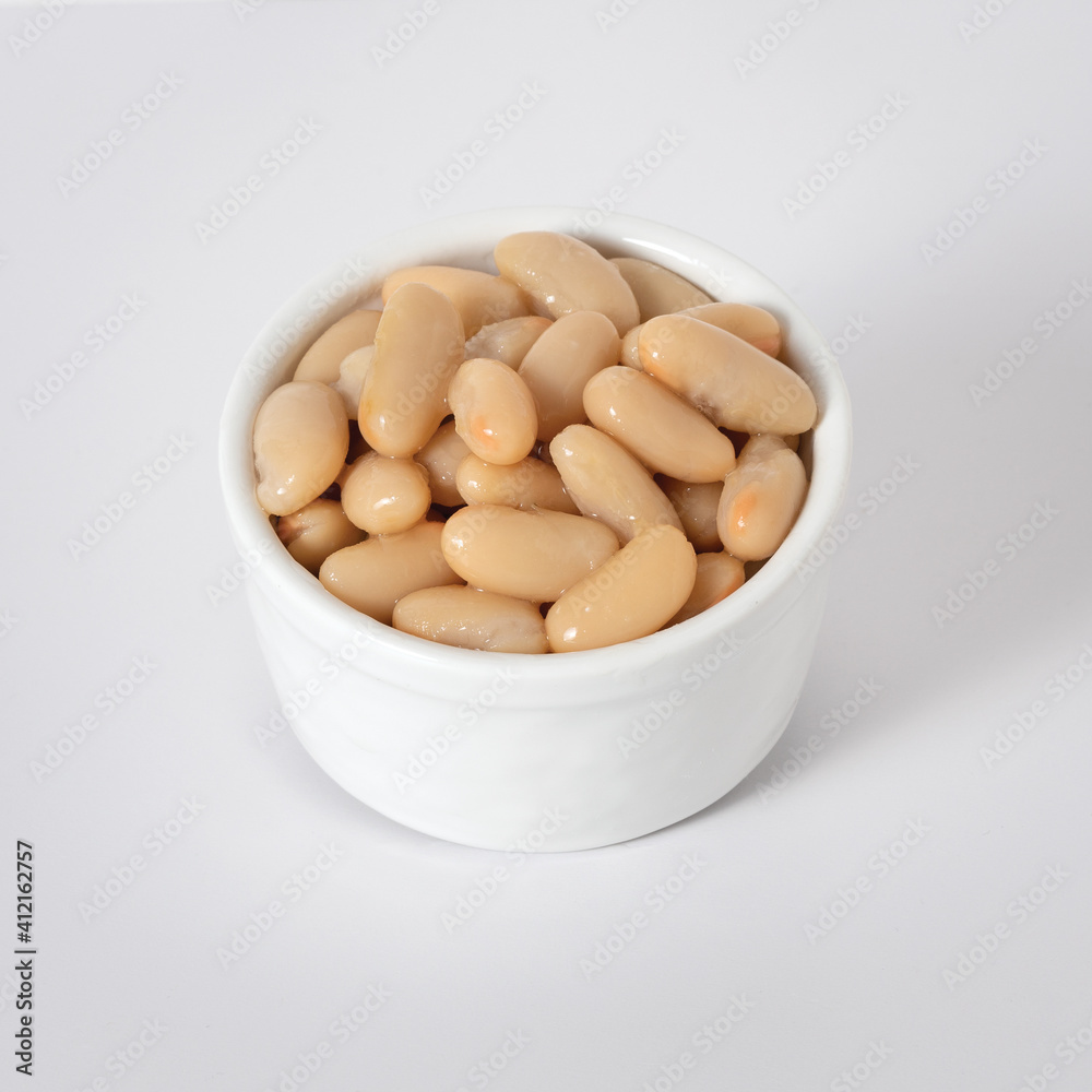 Cannellini beans from the lower Murgia Puglia in a white bowl Cannellini beans from the lower Murgia Puglia in a white bowl