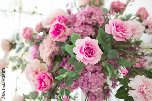 beautiful and romantic pink roses background © Keopaserth