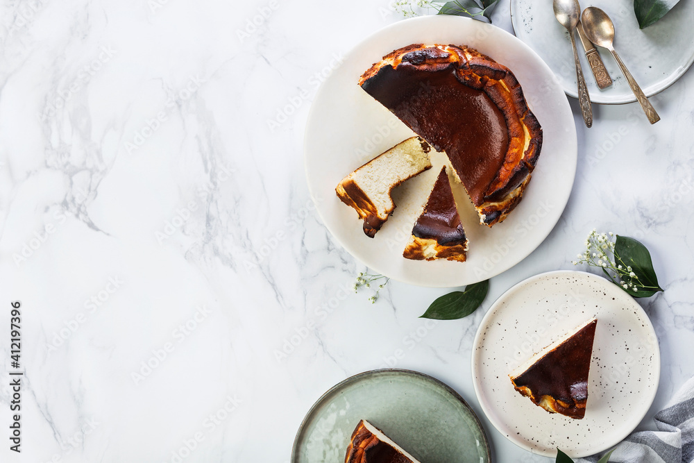 Fototapeta premium Homemade San Sebastian Basque Cheesecake with cream cheese