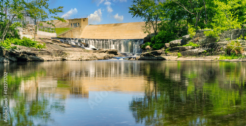 Mansfield Hillow Dam