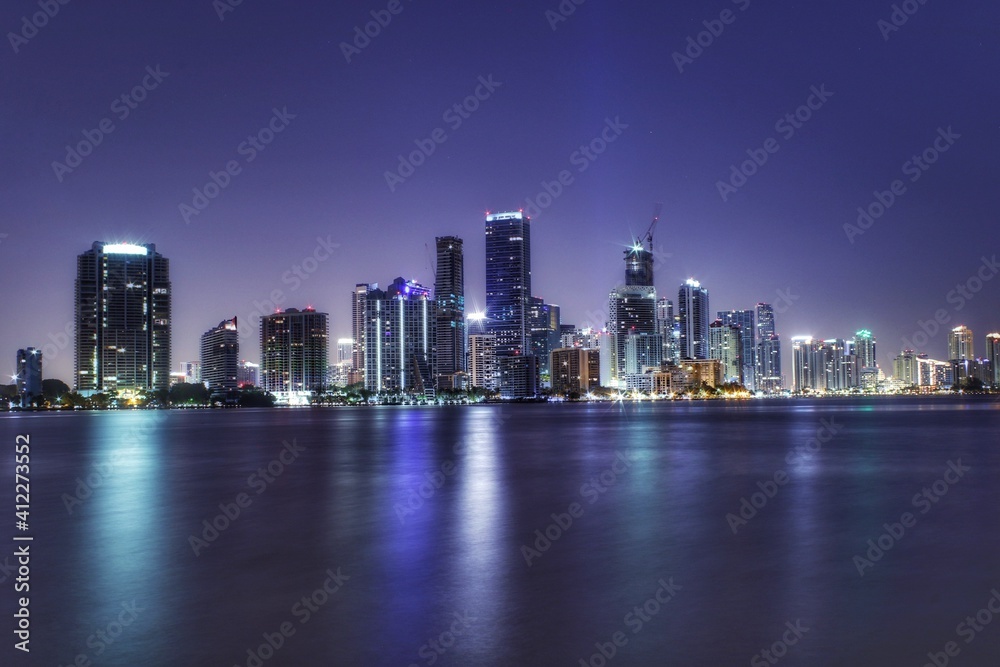 Fototapeta premium country marina at night