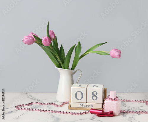 Calendar with female access...