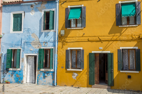discovery of the city of Venice, Burano and its small canals and romantic alleys © seb hovaguimian