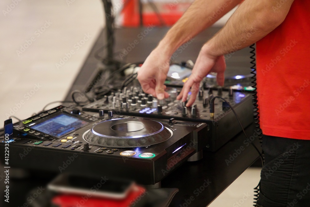 Obraz premium dj mix party miksher pult