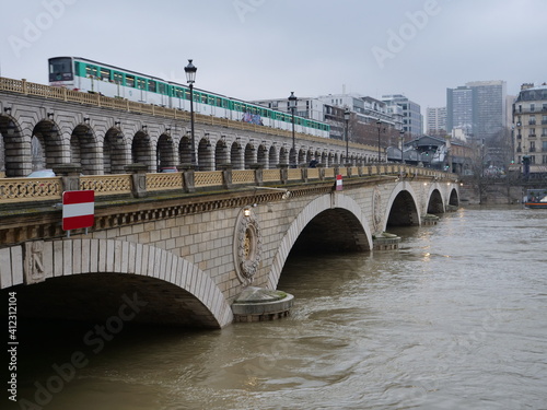 The Seine river in floods in Paris. the 9th february 2021 with winter conditions.